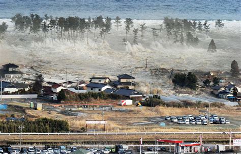 De 2011 Tohoku aardbeving en tsunami: Een analyse van de impact op de kernenergie industrie van Japan door het werk van Michiaki Yasuhara